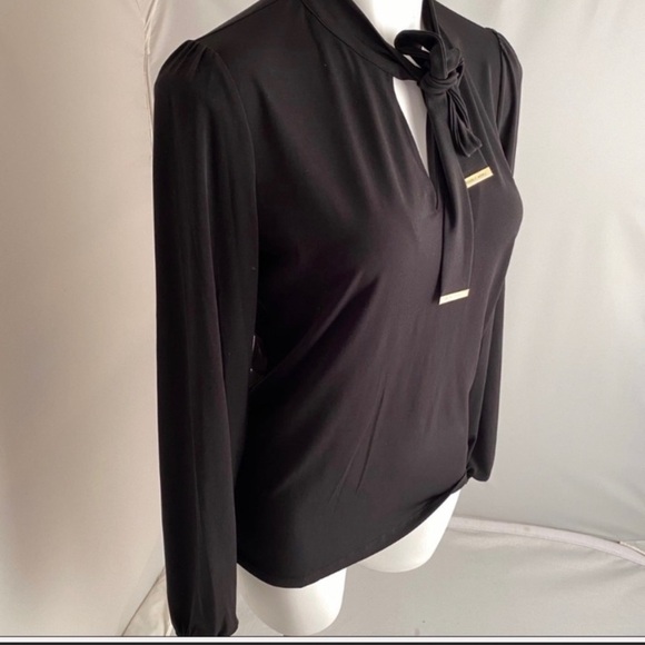 MICHAEL Michael Kors black v-neck bow stretch blouse M - Picture 2 of 7